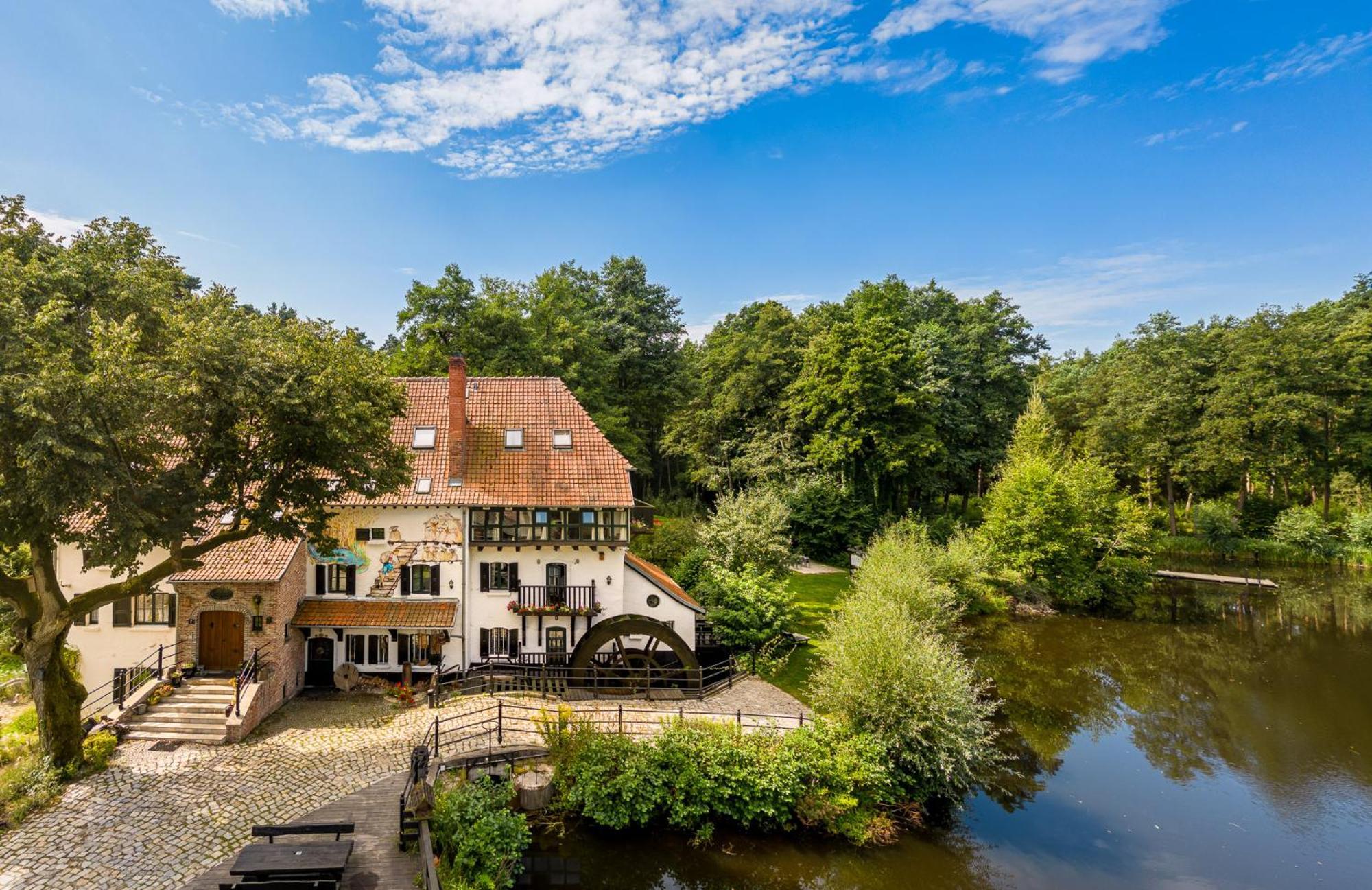 Bed and Breakfast Gosciniec Pod Zajacem Oleśnica Exterior foto